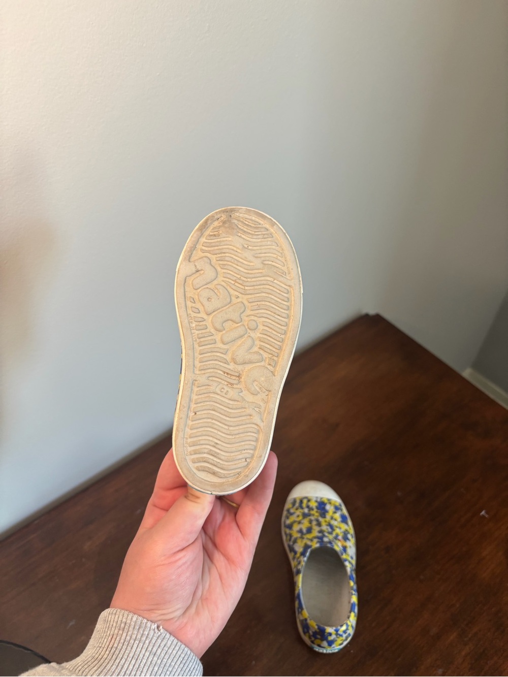 Native Jefferson Kids Camo Print Slip-On Shoes Size C8 - Picture 3 of 3